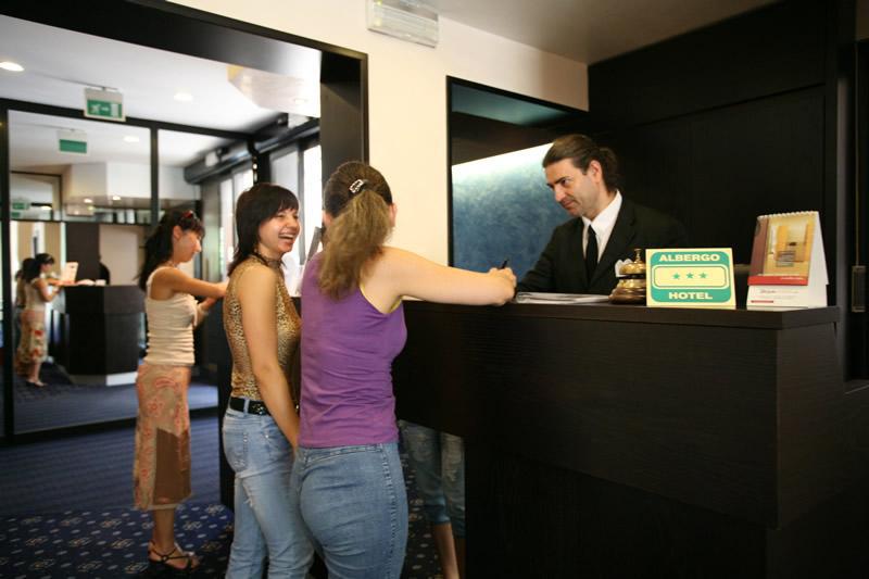 Hotel Fiera Congressi Milan Exterior photo