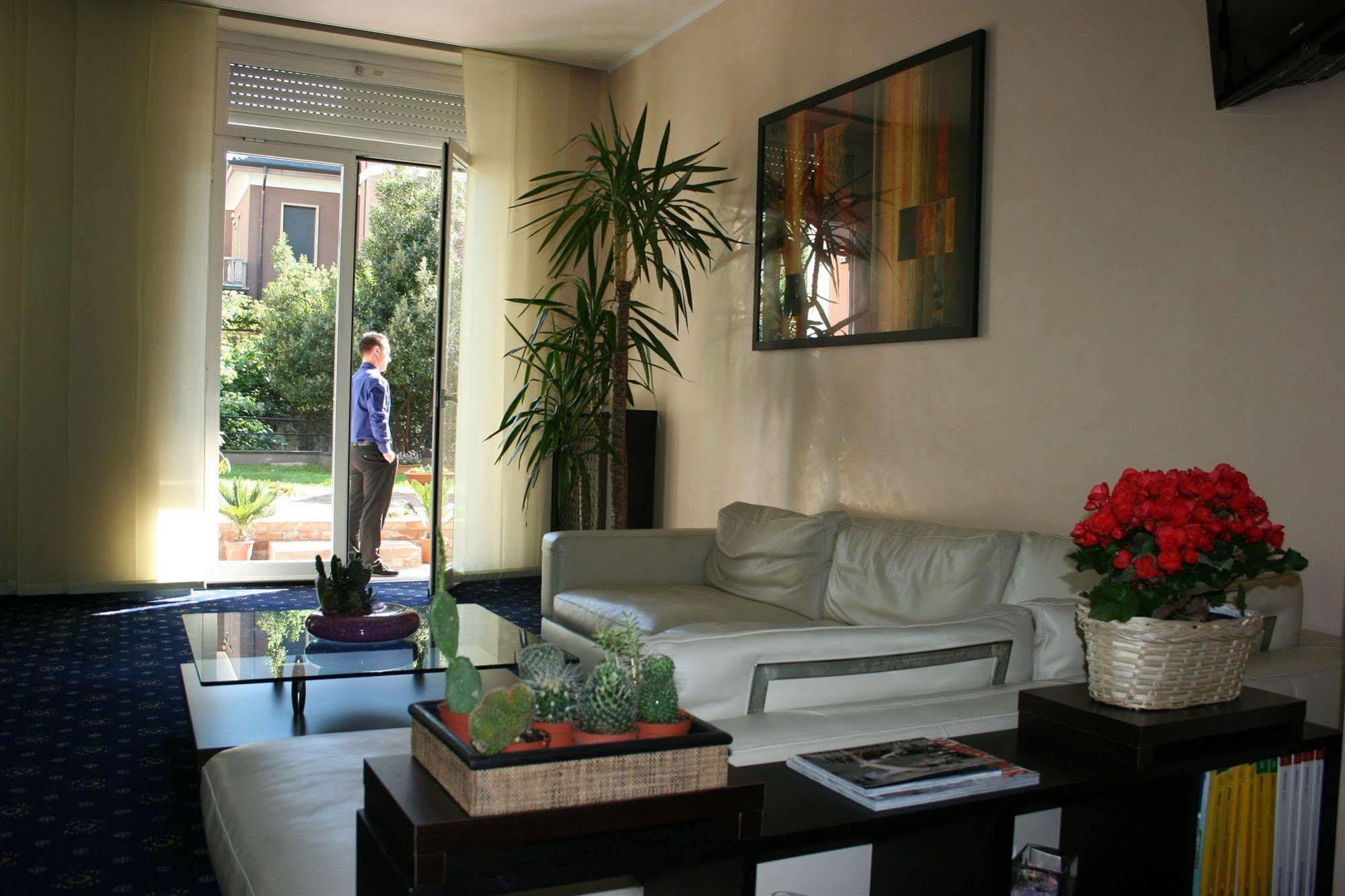 Hotel Fiera Congressi Milan Exterior photo